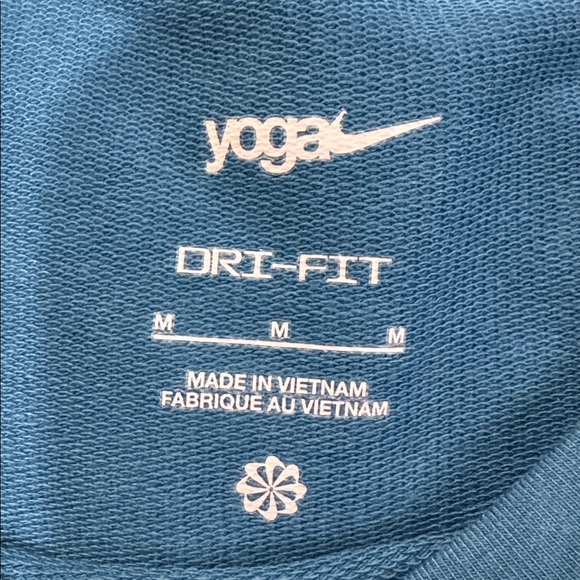 Nike Dry Fit Teal Women's Sweatshirt - Picture 5 of 5
